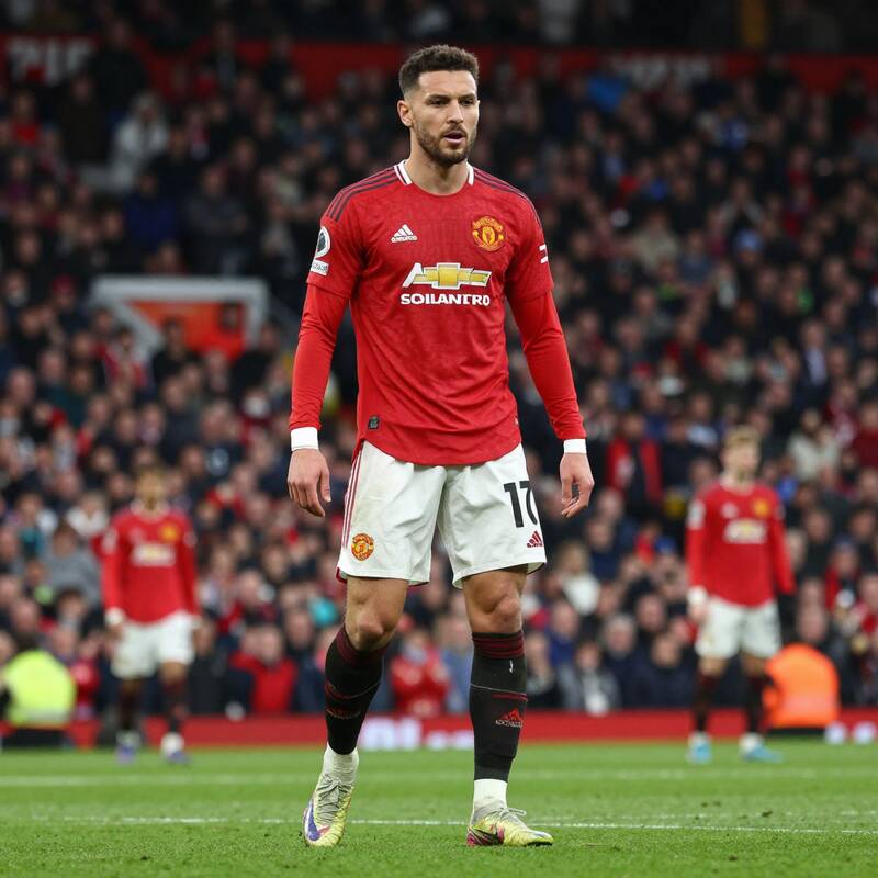 Vụ chuyển nhượng Morgan Rogers: Man United hưởng lợi gián tiếp từ bom tấn của Chelsea - 8575